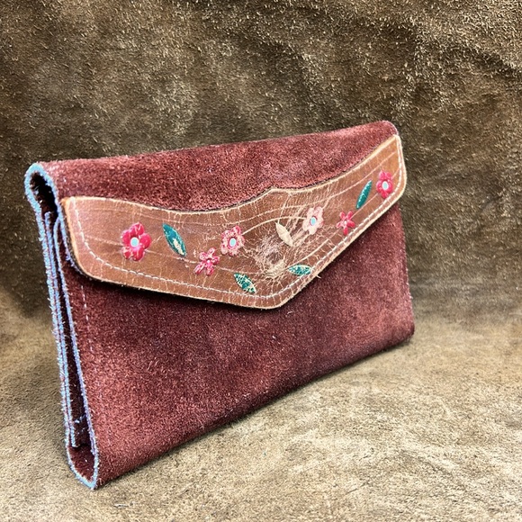 Vintage Handbags - Vintage Suede Wallet